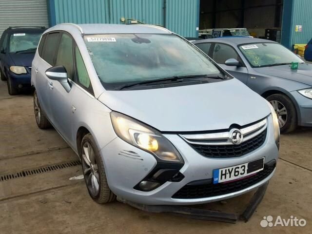 Разбор на запчасти Opel Zafira C 2011