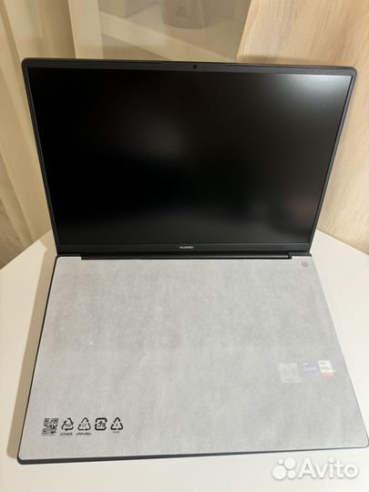 Huawei MateBook D 16/16