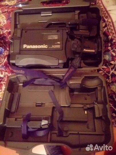 Видеокамера Panasonic M3000