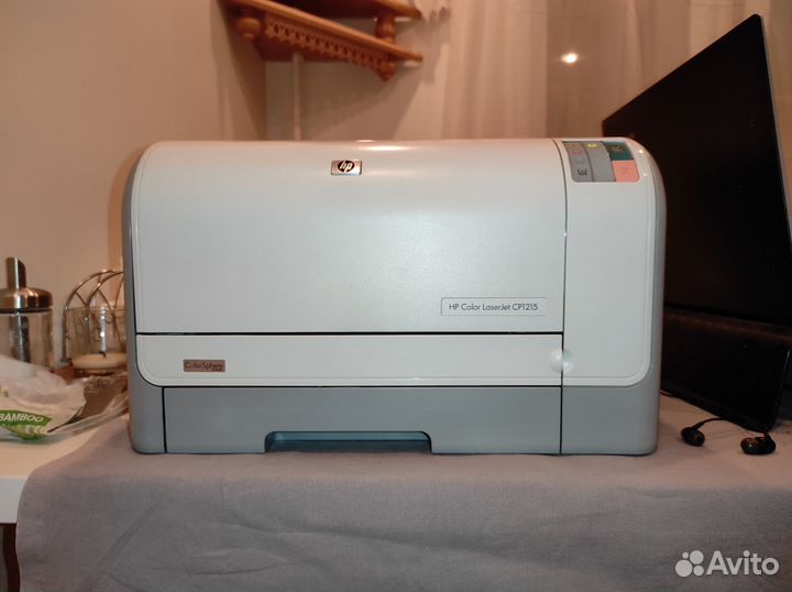 Принтер лазерный HP Color LaserJet CP1215