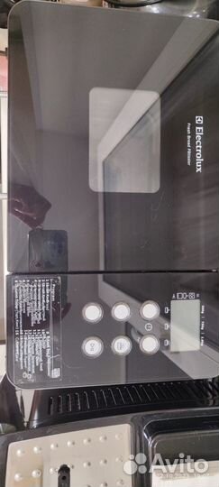 Хлебопечка Electrolux EBM 8000