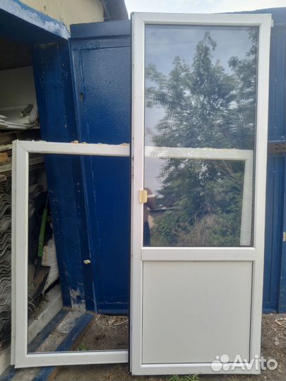 Болконный блок с дверью