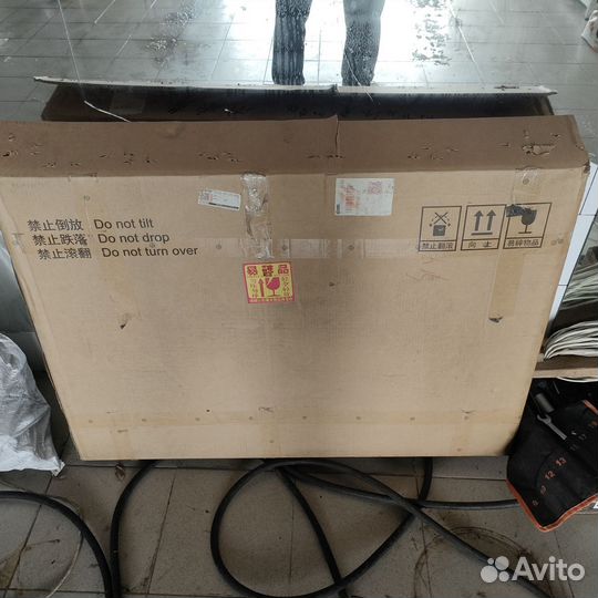 Передние стекла zeekr 001