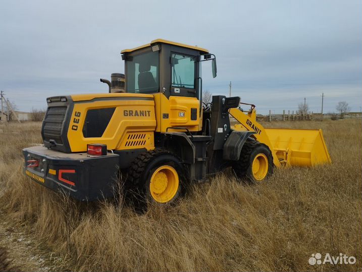 Фронтальный погрузчик Granit 930, 2022