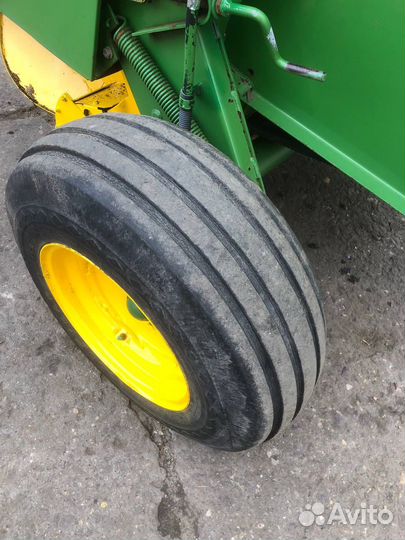 Пресс-подборщик John Deere 550, 1990