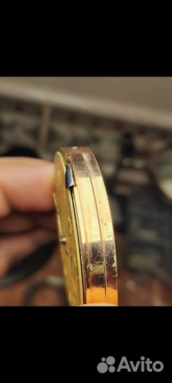 Бронзовые настольные часы, Хронометр