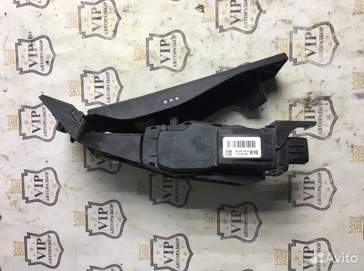 Педаль газа Hyundai Tucson 3 G4FJ 2015