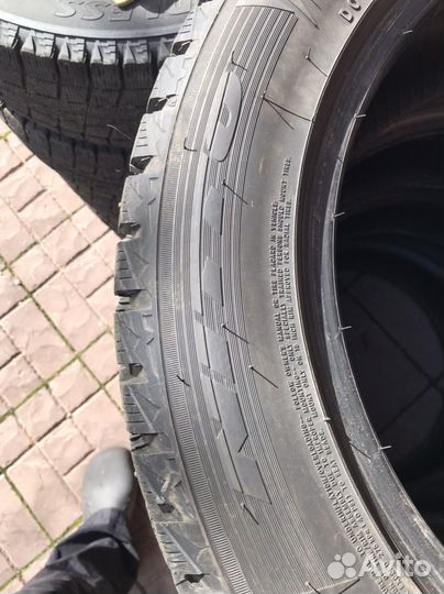 Nitto Therma Spike 235/55 R18