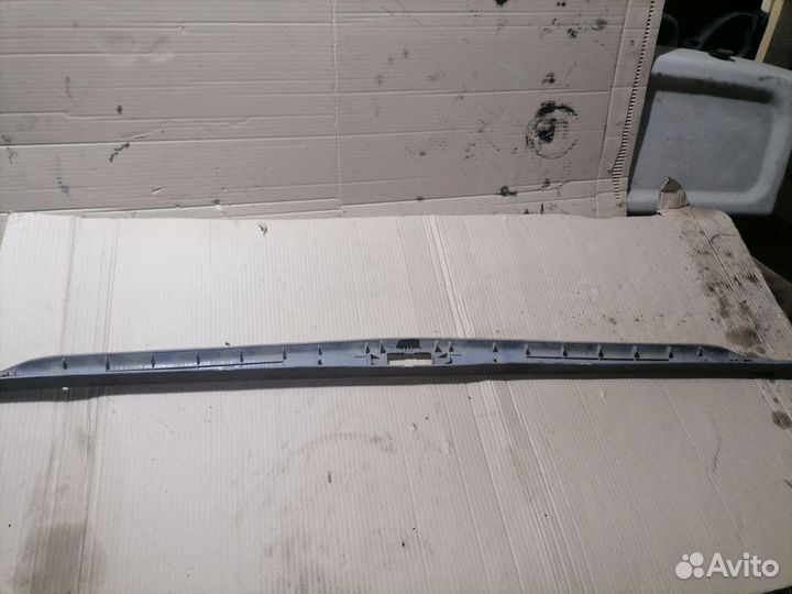 Накладка замка багажника Тойота краун GS131