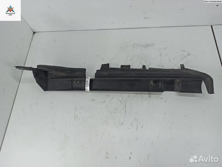 Воздуховод Audi 100 4A/C4 1992 4A0121284