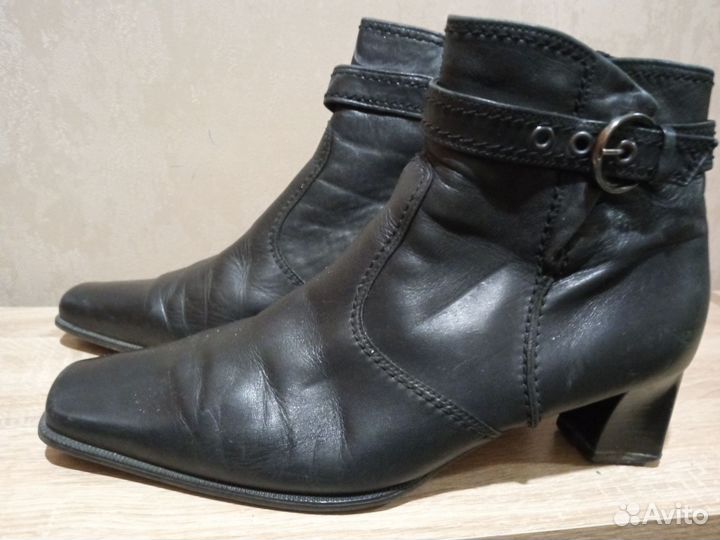 Полусапожки женские 39 размер
