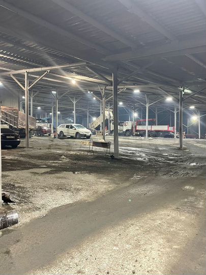 Машиноместо, > 30 м²