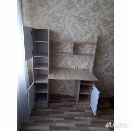 Письменный стол для школьника новый