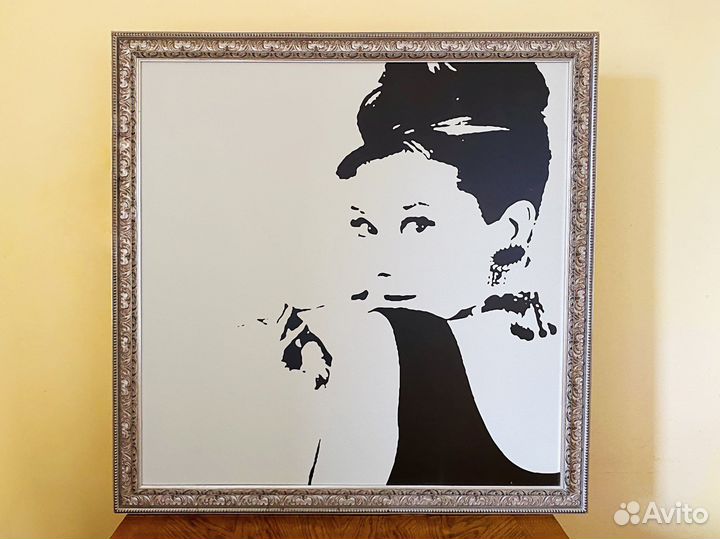 Постер в багете 90*90 IKEA Pjatteryd Одри Хепберн