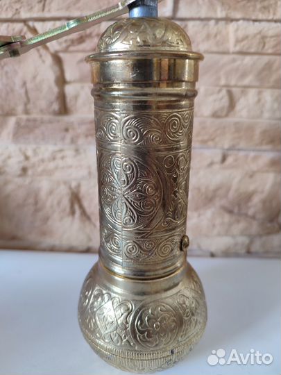 Кофемолка механическая