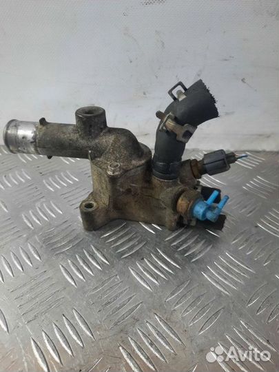 Корпус термостата Toyota Avensis 1 1.8 7AFE 2001