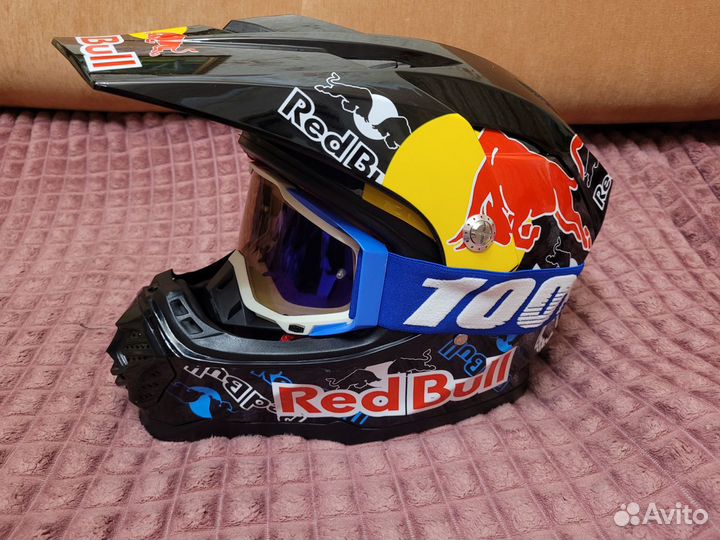 Мото шлем кроссовый с очками RedBull Новый