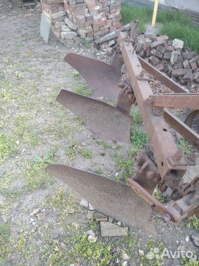 Плуг 3секций мтз-80
