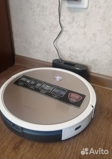 Робот пылесос polaris 1226