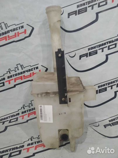 Бачок омывателя nissan cefiro maxima A32 A33 HA32