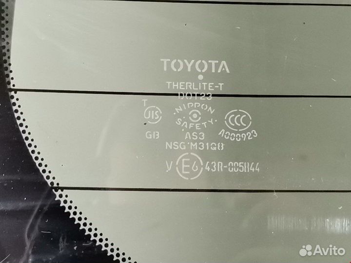 Крышка багажника Toyota RAV4