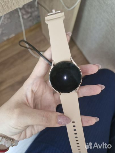 Часы samsung galaxy watch 4