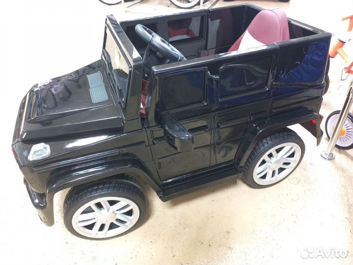 Автомобиль Гелендваген на аккумуляторе Колеса эва