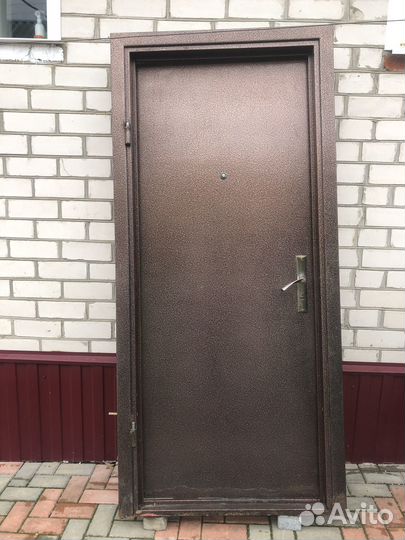 Дверь входная железная бу