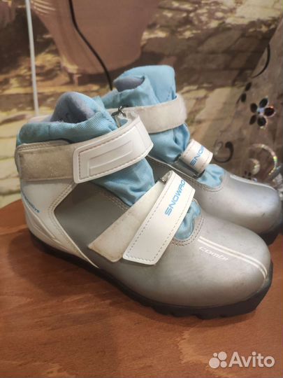 Ботинки детские лыжные 35 размер