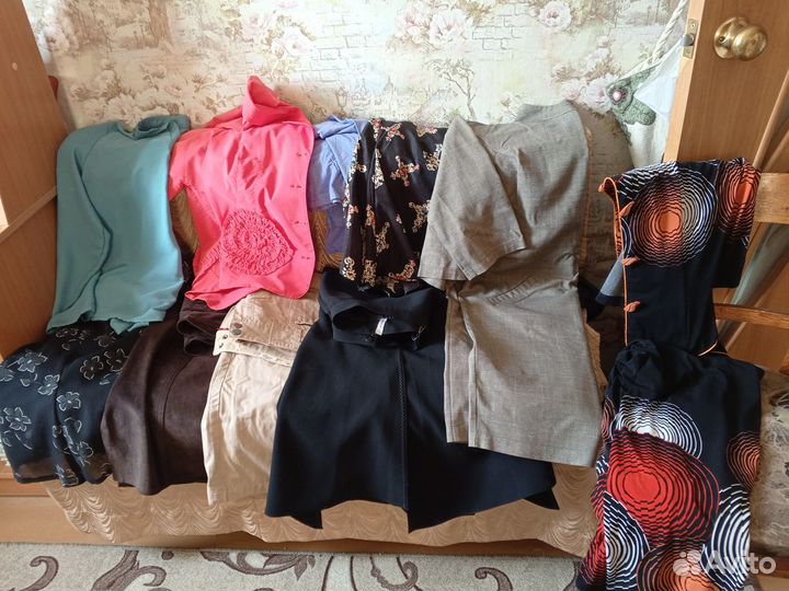 Женские вещи пакетом размер 44-48 (4 юбки, 4 кофты