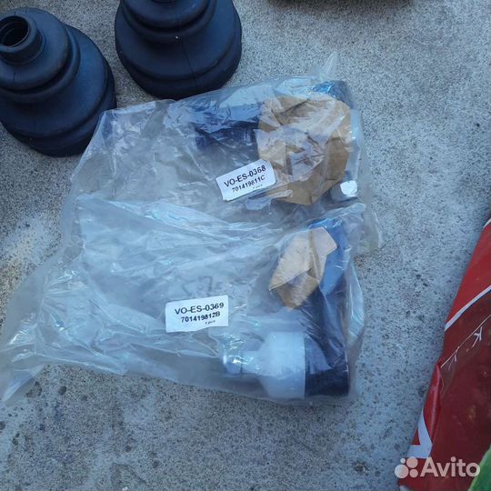 Запчасти на ауди в4