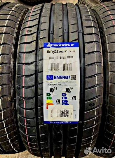 Triangle EffeXSport TH202 255/55 R20 110W