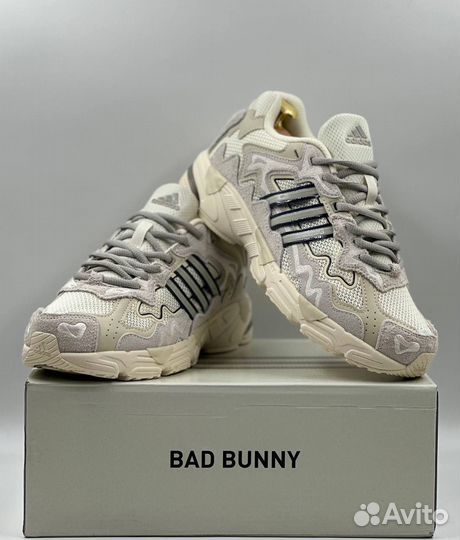 Кроссовки Adidas Response CL & Bad Bunny