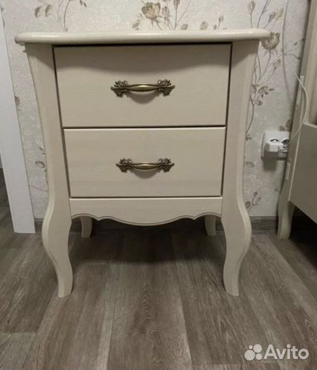 Кровать для девочки 90*200 и тумба
