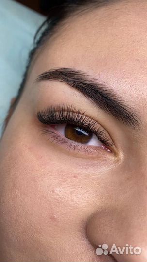 Маникюр и педикюр