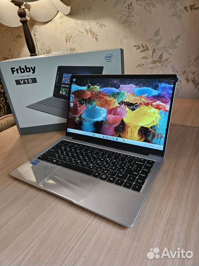 Новый/IPS/Intel-4ядра/SSD 256GB/8 GB