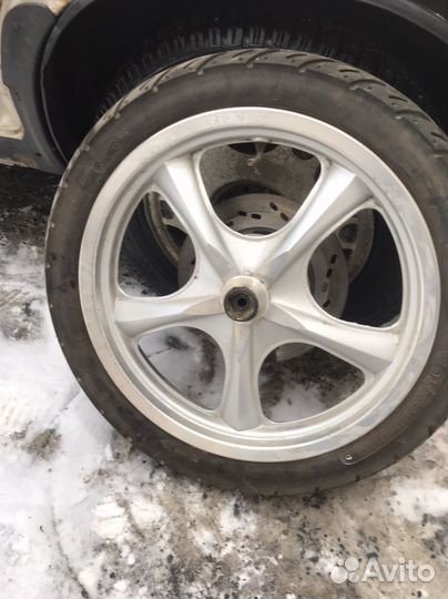 Колеса от мотоцикла