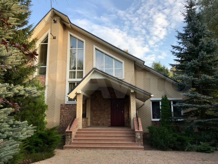 Дом 272 м² на участке 34 сот.