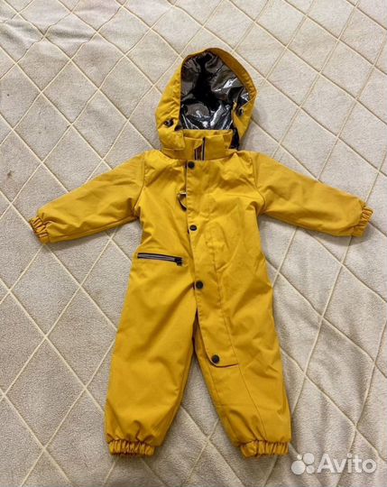 Продам весенний комбинезон на 68-74