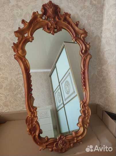 Зеркало настенное старинное