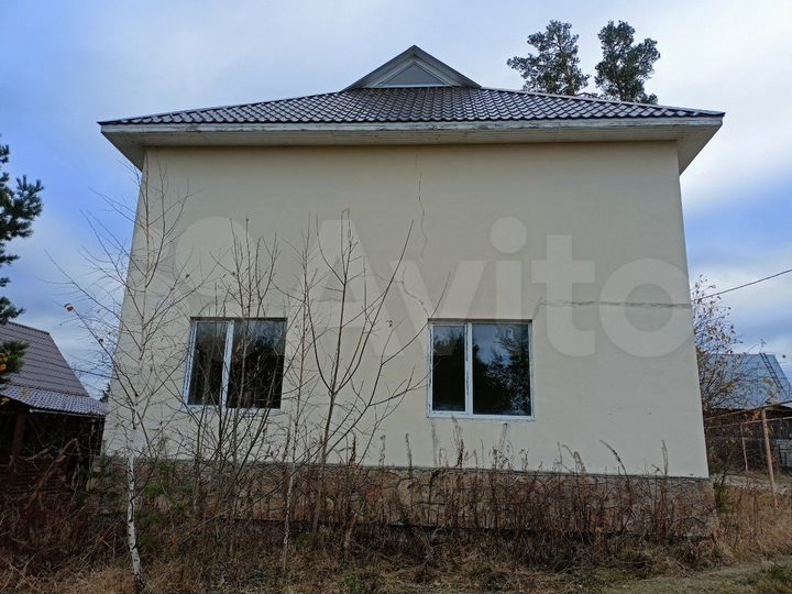 Коттедж 170 м² на участке 16 сот.