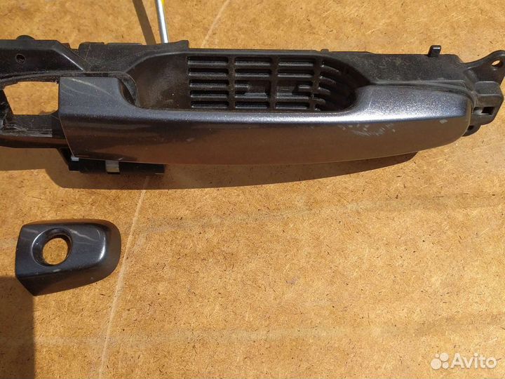 Ручка водителя Тойота Королла Е150