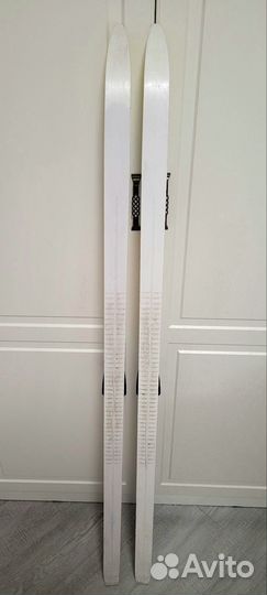 Лыжи пластик 145 см