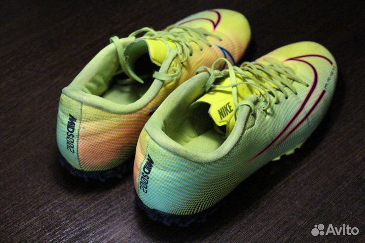 Бутсы (сороконожки) Nike Vapor 13 Academy TF р.39