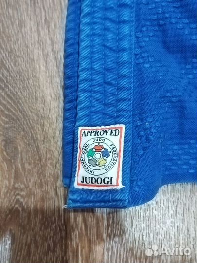 Кимоно для дзюдо mizuno IJF