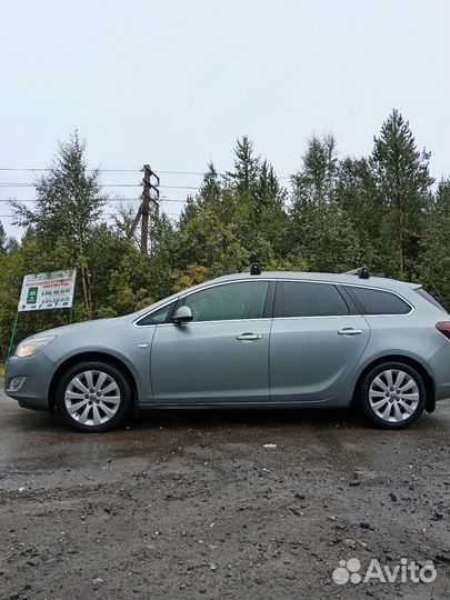 Opel Astra, 2012