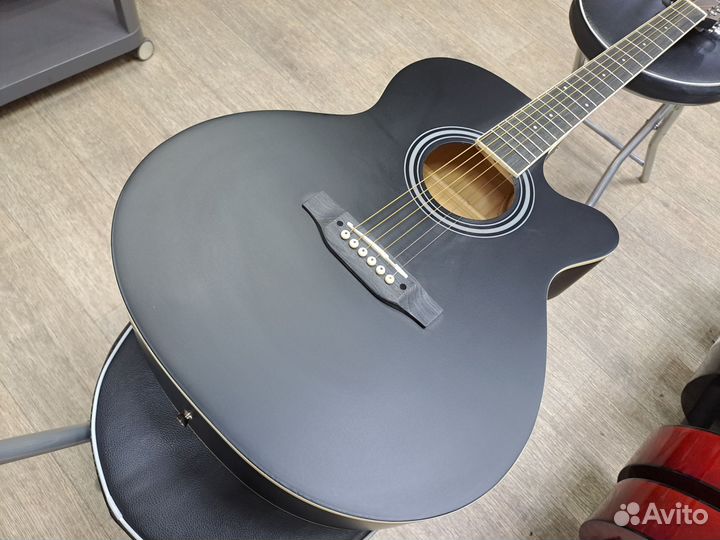 Гитара акустическая чёрная матовая