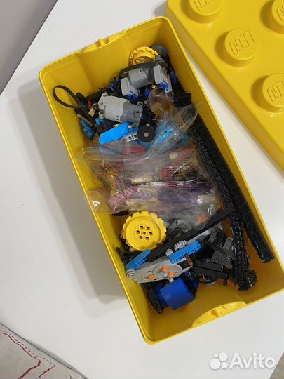 Lego technic машинка на пульте управления + бокс