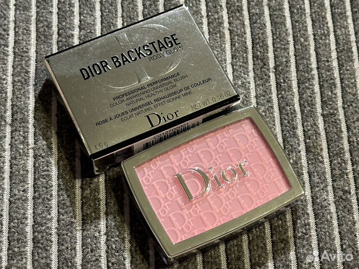 Бу румяна Rosy Glow от Dior Backstage