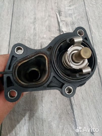 Термостат+корпус на ford focus 2